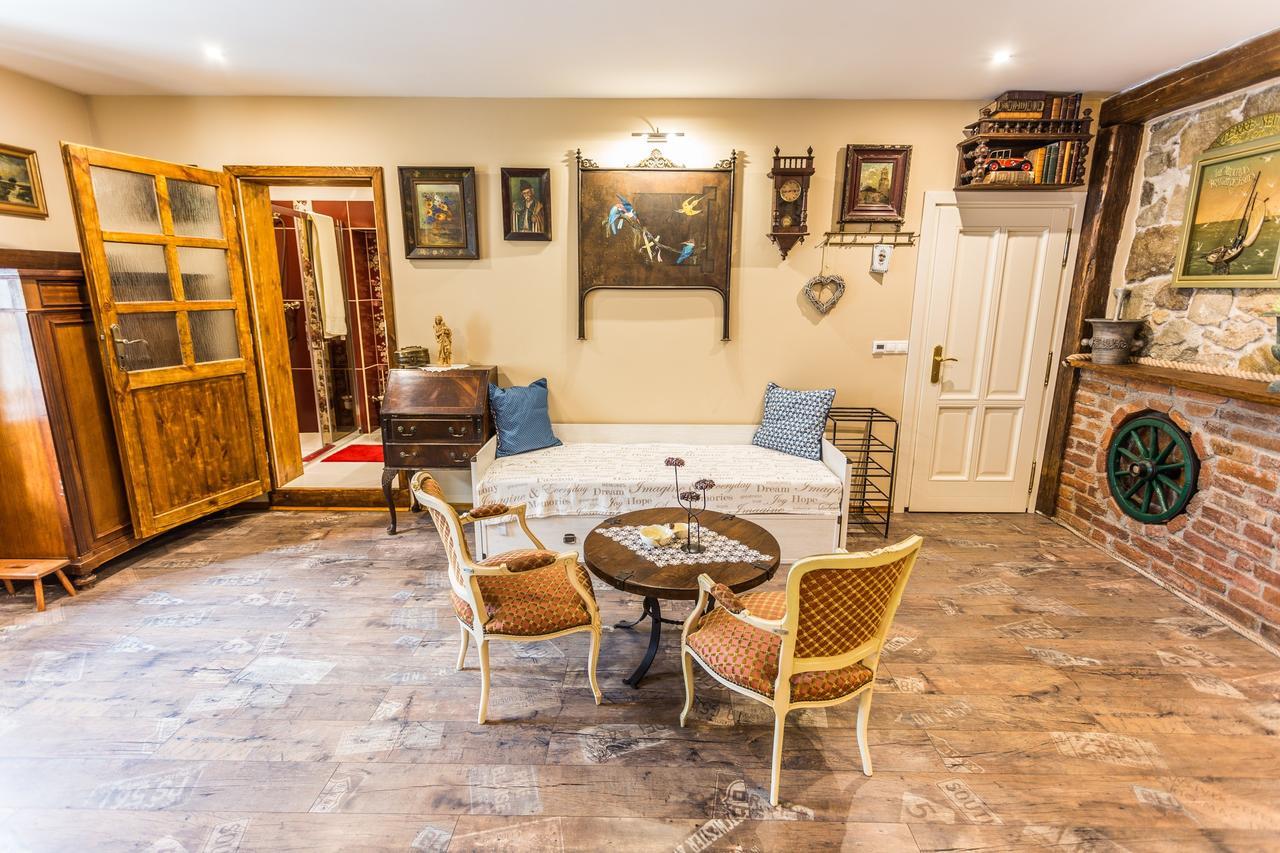 Dom Berg Apartment Banska Stiavnica Luaran gambar